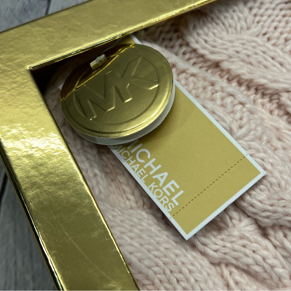 MICHAEL KORS Pink Cable Knit Hat and Scarf Set-NWT - Picture 5 of 7